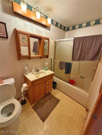 175 Hillman Road Akron OH 44312