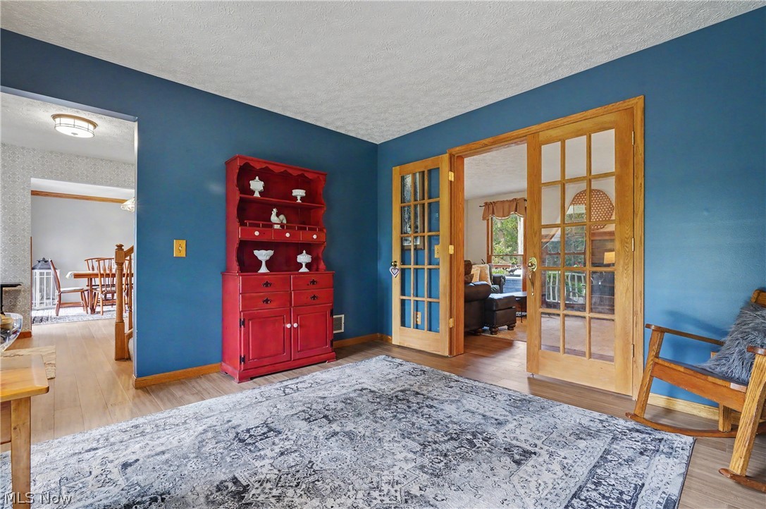 4587 Edgewater Stow OH 44224