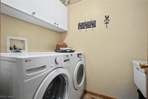 4587 Edgewater Stow OH 44224