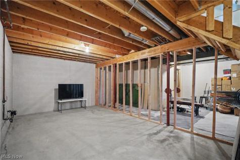 4587 Edgewater Stow OH 44224