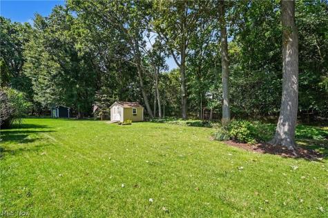 4587 Edgewater Stow OH 44224