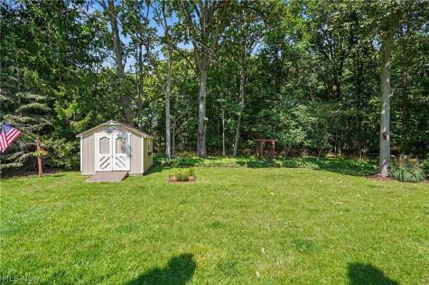 4587 Edgewater Stow OH 44224