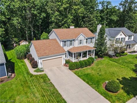 4587 Edgewater Stow OH 44224