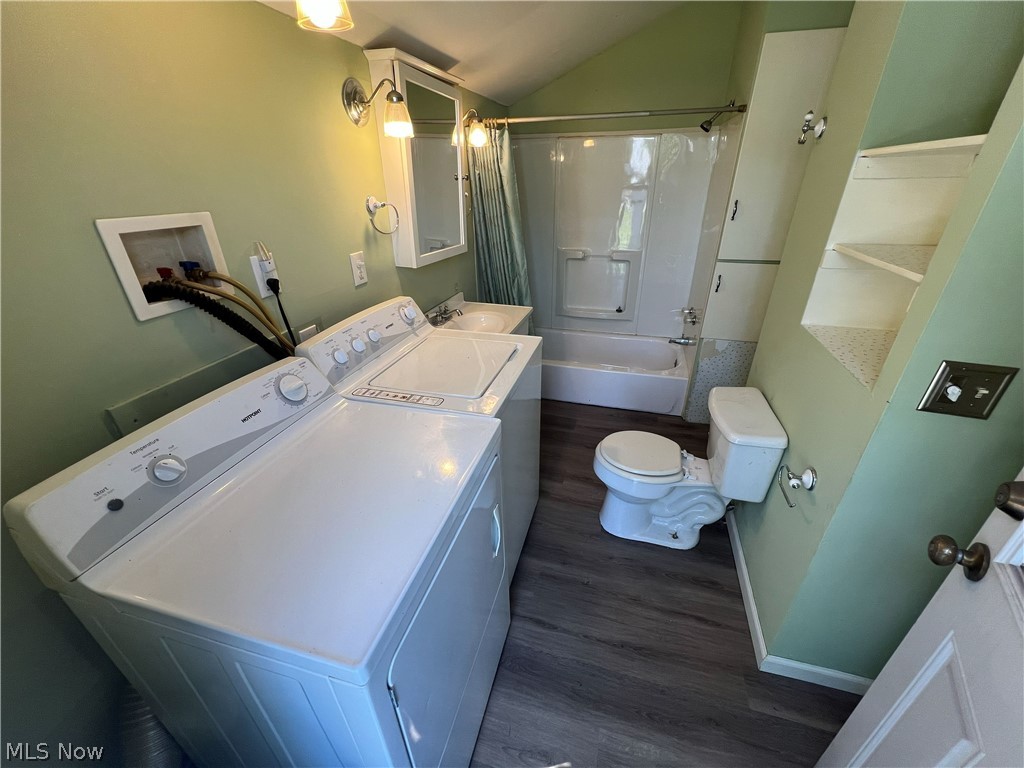978 Buffalo Street Conneaut OH 44030