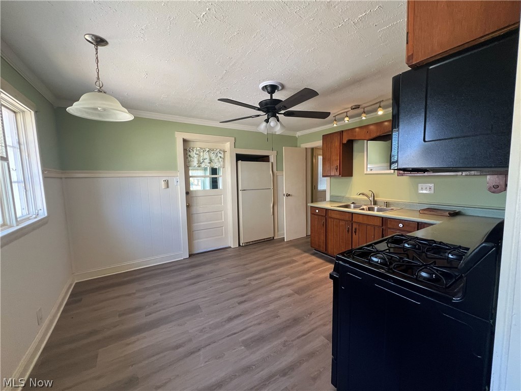 978 Buffalo Street Conneaut OH 44030