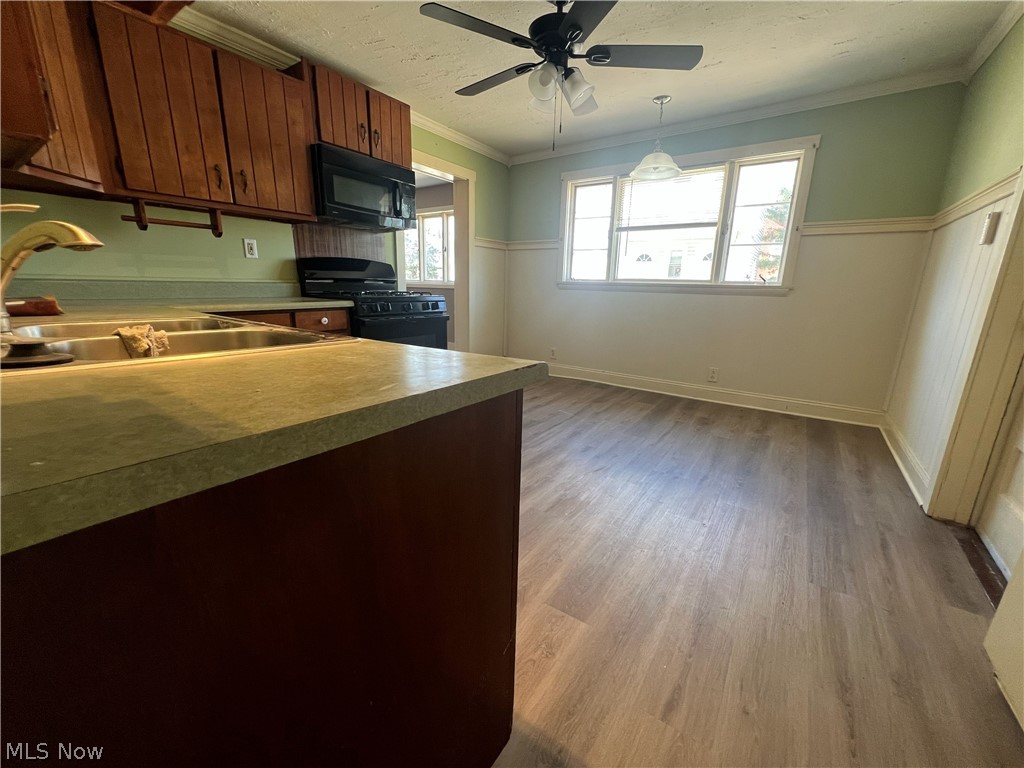 978 Buffalo Street Conneaut OH 44030