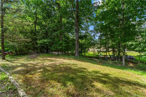 5911 Woodland Drive North Ridgeville OH 44039