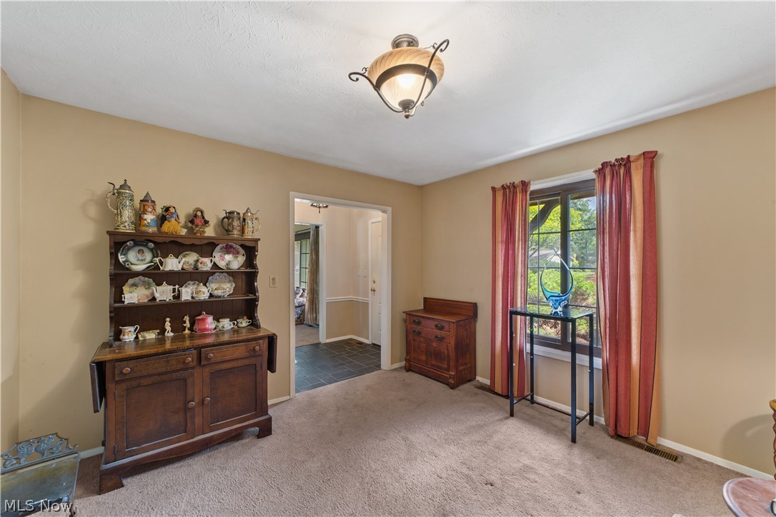 5911 Woodland Drive North Ridgeville OH 44039