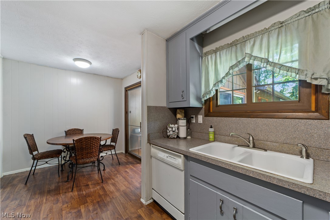 5911 Woodland Drive North Ridgeville OH 44039