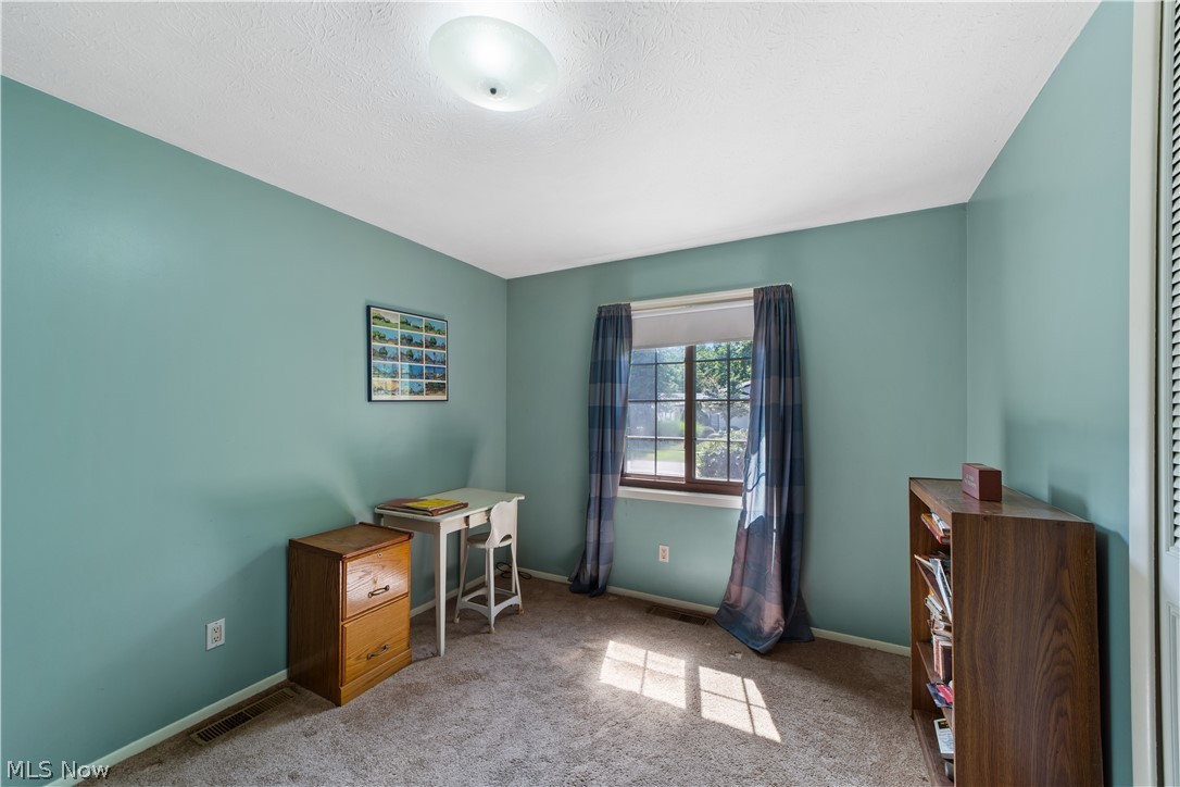 5911 Woodland Drive North Ridgeville OH 44039