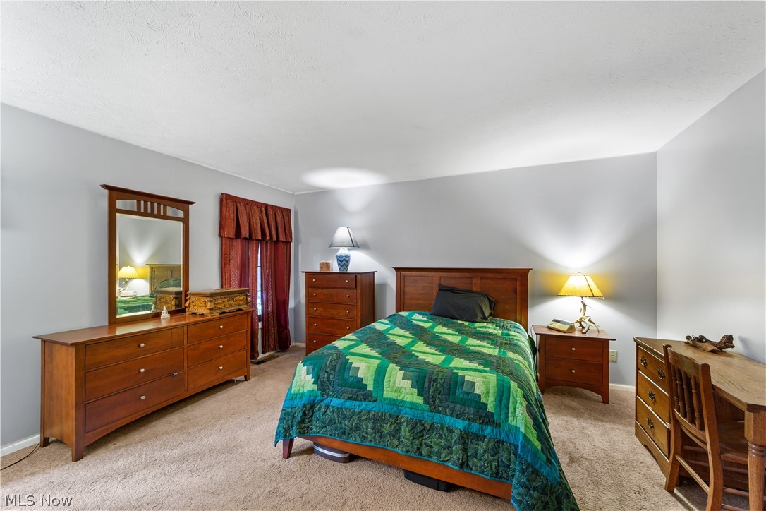 5911 Woodland Drive North Ridgeville OH 44039