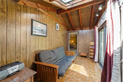 5911 Woodland Drive North Ridgeville OH 44039
