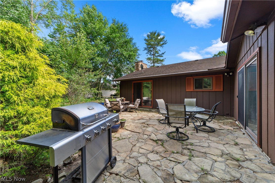 5911 Woodland Drive North Ridgeville OH 44039