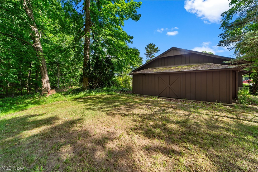 5911 Woodland Drive North Ridgeville OH 44039