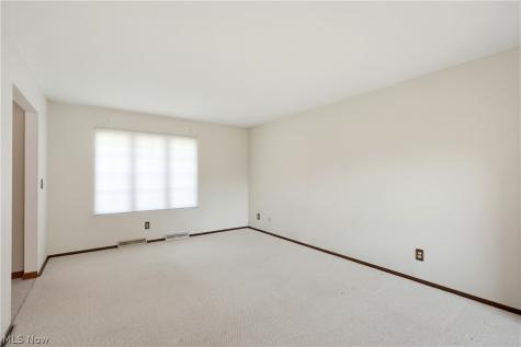 3317 Cherrywood Drive Norton OH 44203
