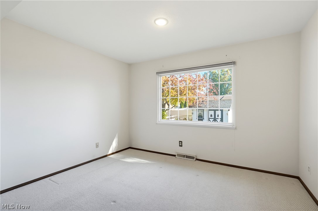 3317 Cherrywood Drive Norton OH 44203