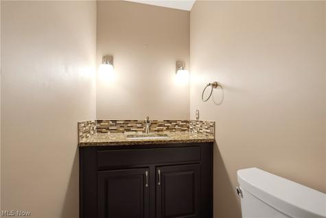 3317 Cherrywood Drive Norton OH 44203