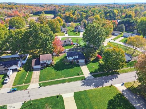 3317 Cherrywood Drive Norton OH 44203