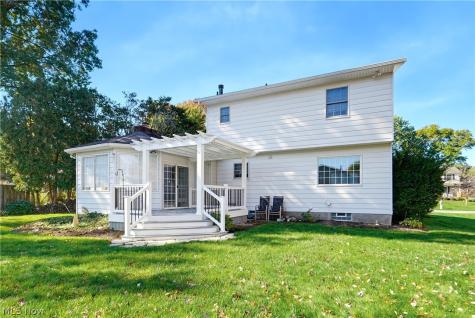3317 Cherrywood Drive Norton OH 44203