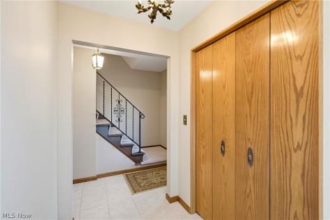 3317 Cherrywood Drive Norton OH 44203