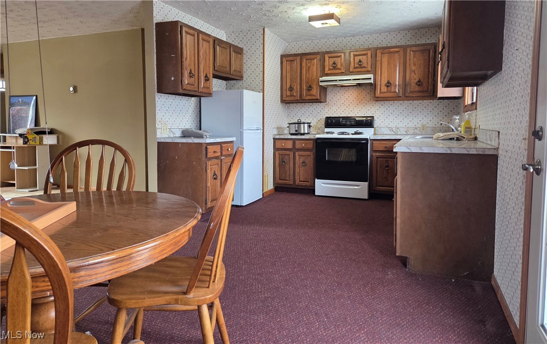 155 Sandy Drive SE New Philadelphia OH 44663