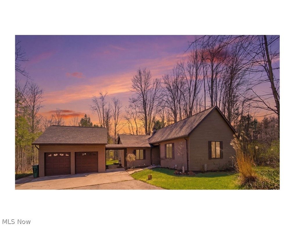 Chesterland OH, 8965 Cedar Road