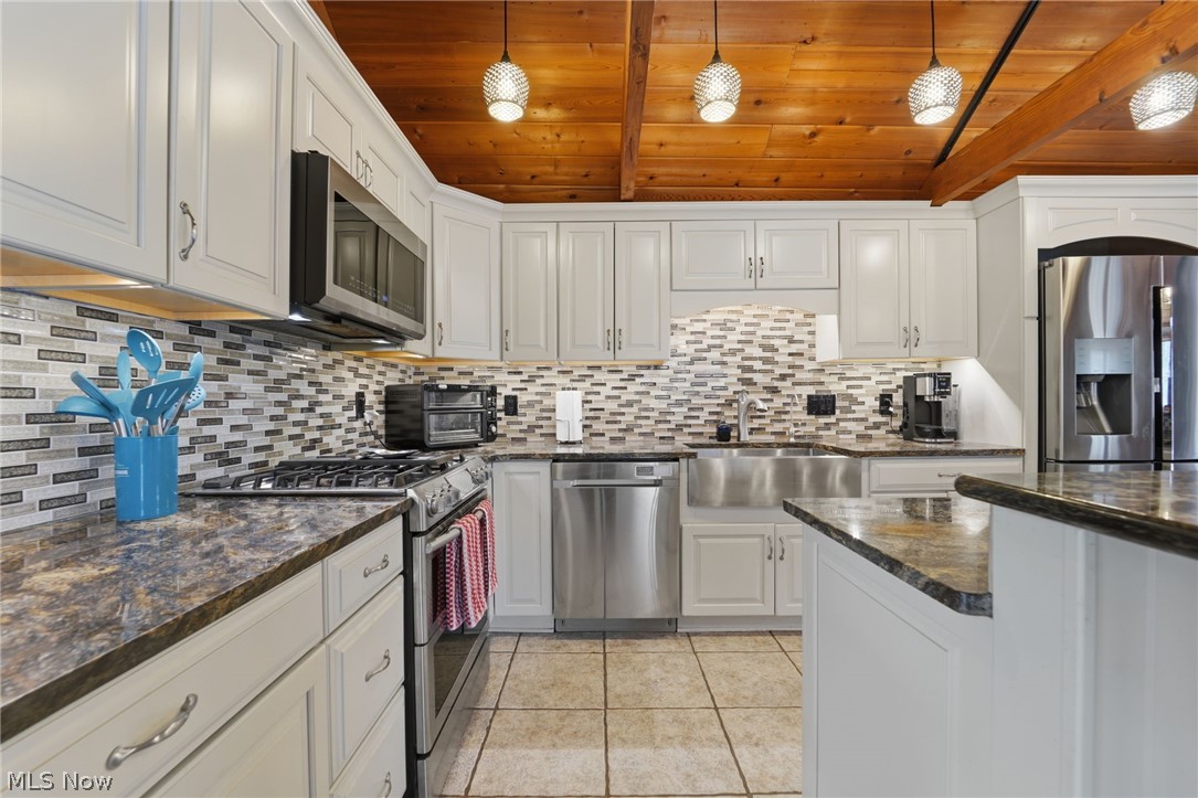 8965 Cedar Road Chesterland OH 44026