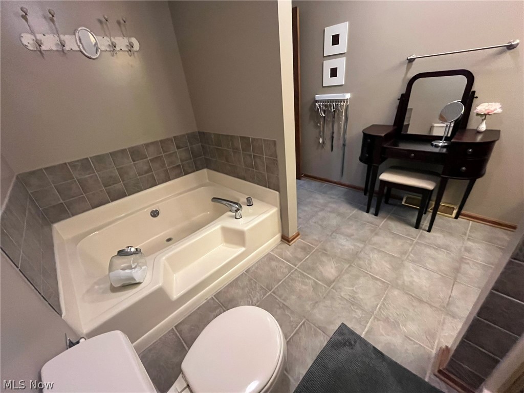 1158 Stonecrest Drive Tallmadge OH 44278