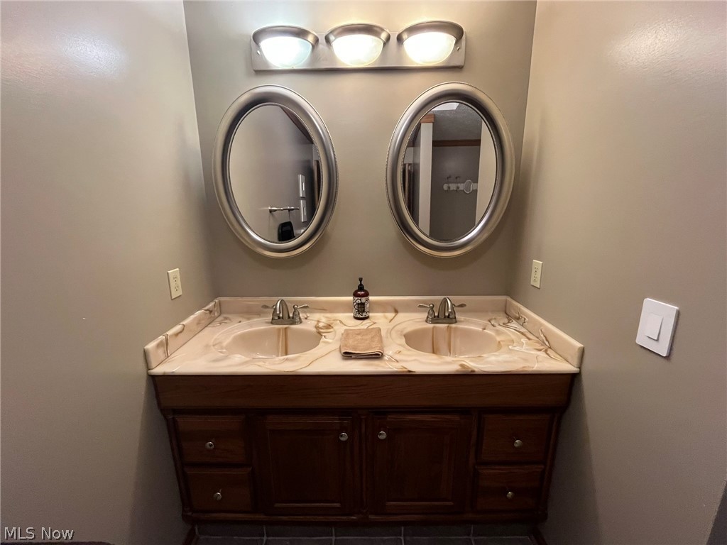 1158 Stonecrest Drive Tallmadge OH 44278