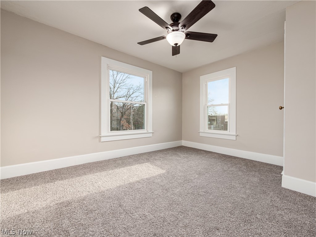 618 Locust Avenue Zanesville OH 43701