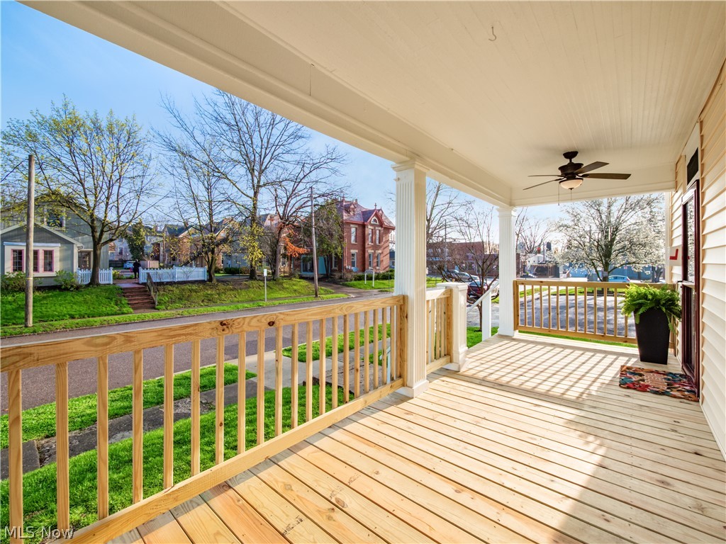 618 Locust Avenue Zanesville OH 43701