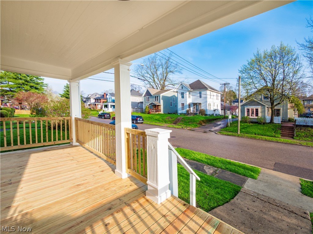 618 Locust Avenue Zanesville OH 43701