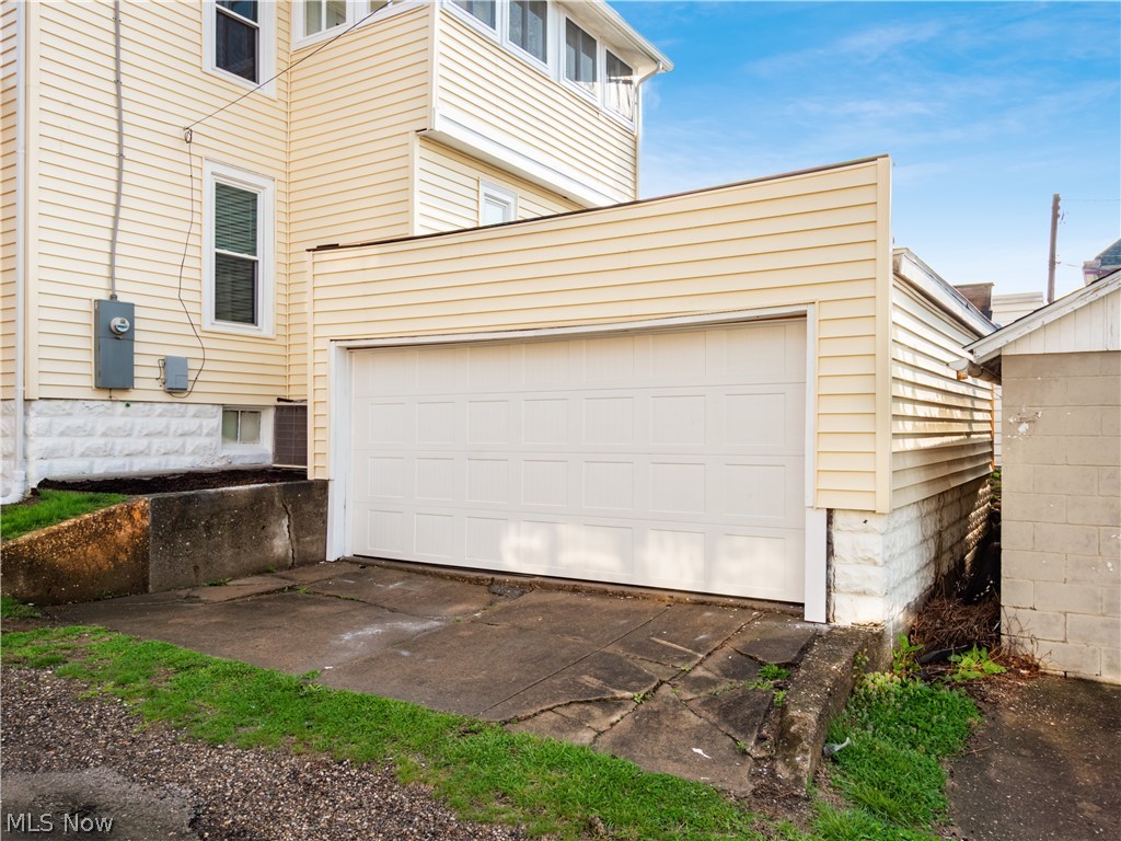 618 Locust Avenue Zanesville OH 43701