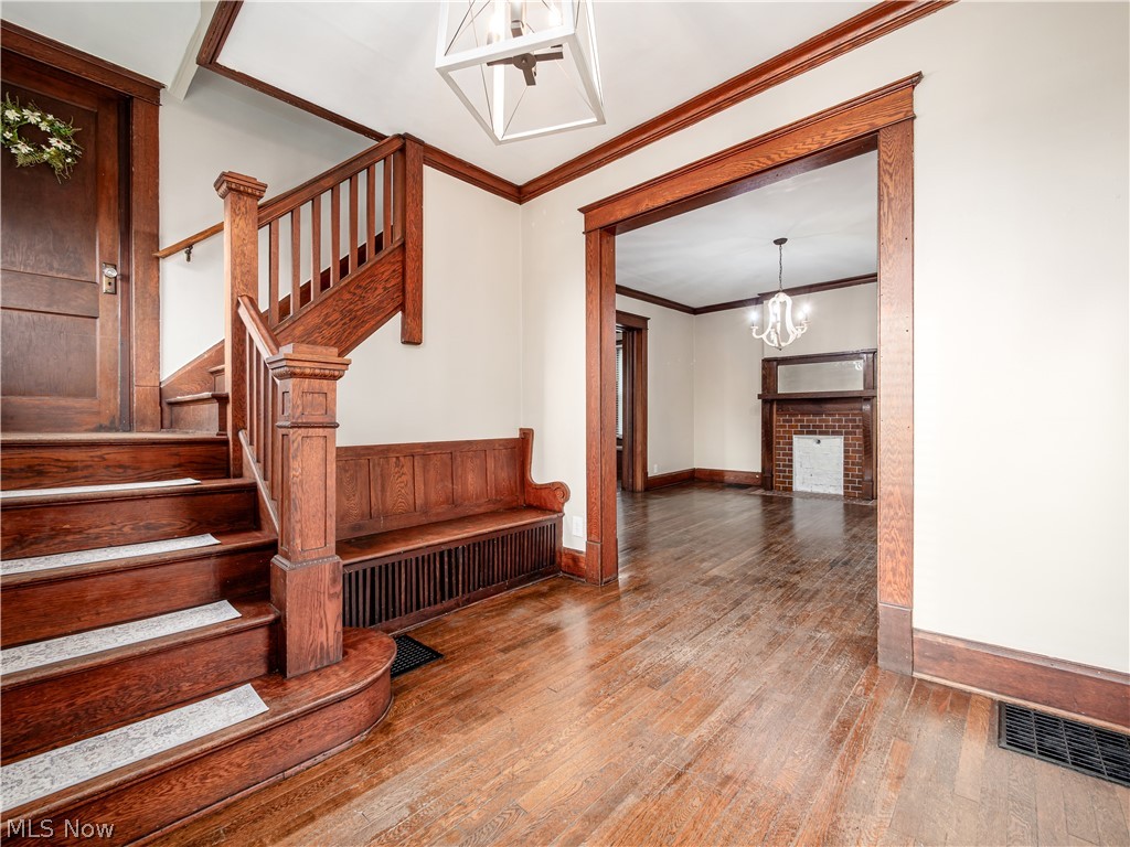 618 Locust Avenue Zanesville OH 43701