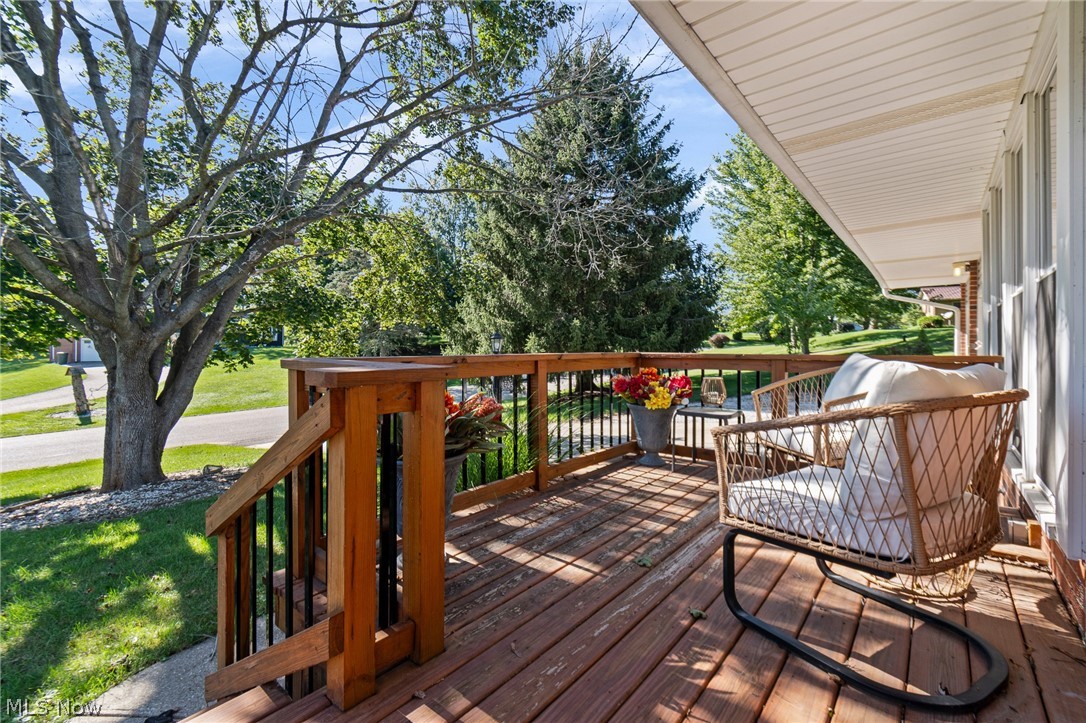 3595 Dauphin Drive NE Canton OH 44721