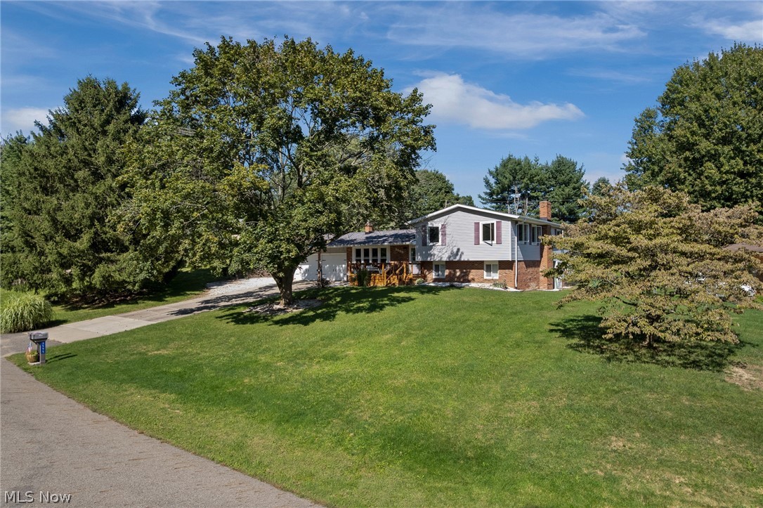 3595 Dauphin Drive NE Canton OH 44721