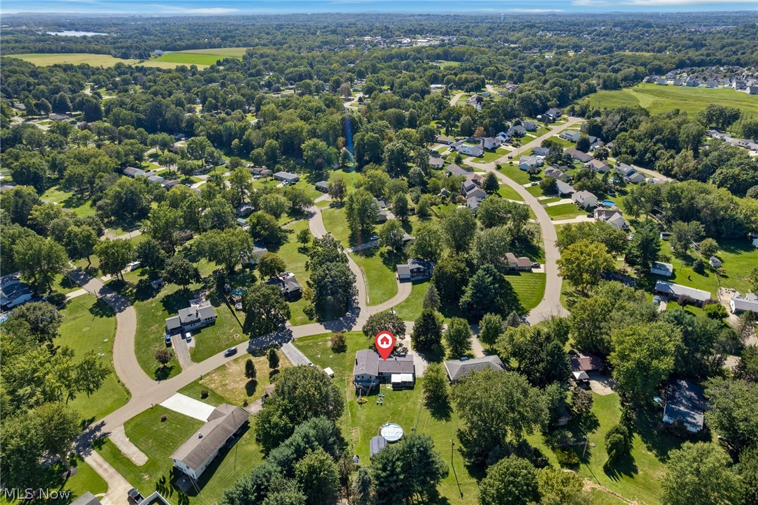 3595 Dauphin Drive NE Canton OH 44721