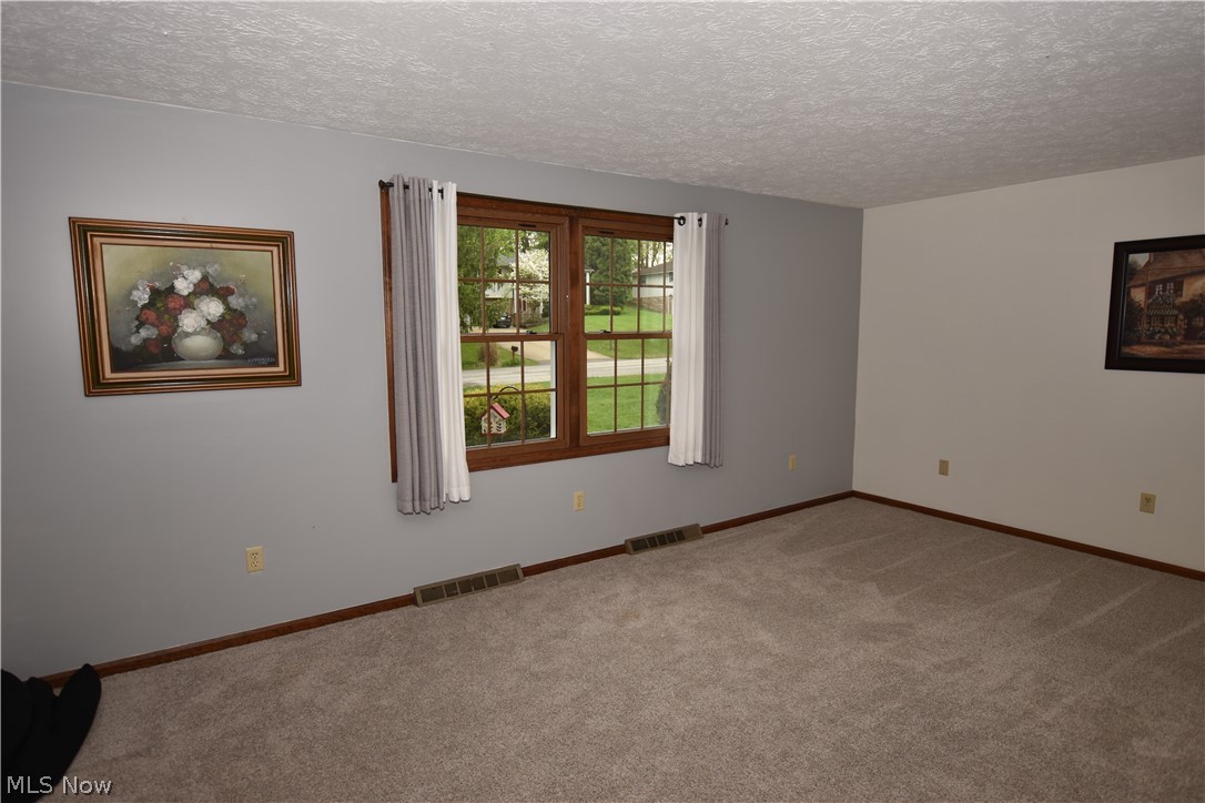 965 Norwich Avenue NW Massillon OH 44646