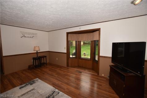 965 Norwich Avenue NW Massillon OH 44646