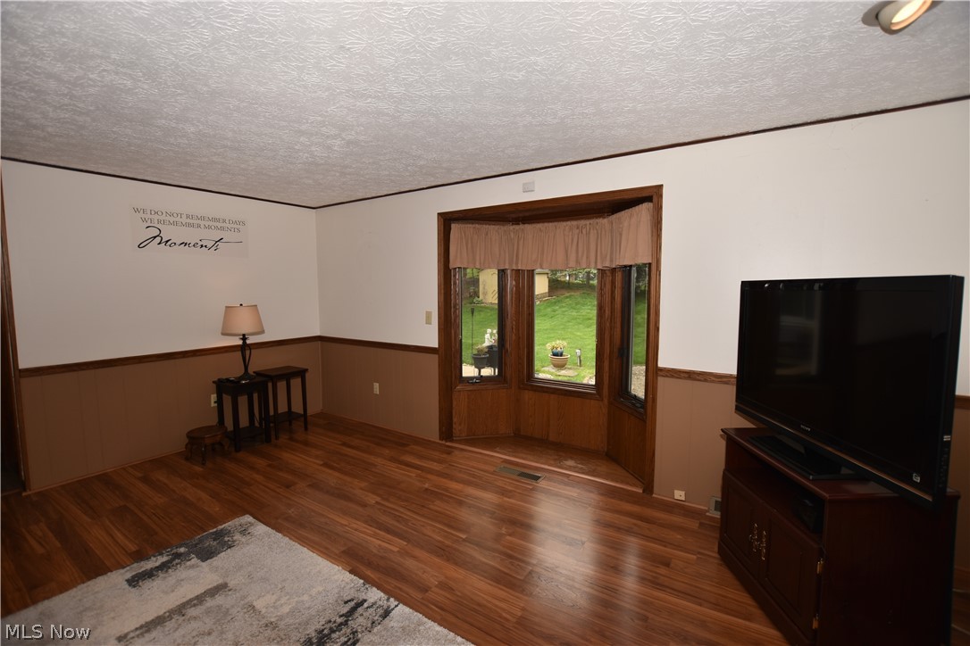 965 Norwich Avenue NW Massillon OH 44646
