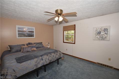 965 Norwich Avenue NW Massillon OH 44646