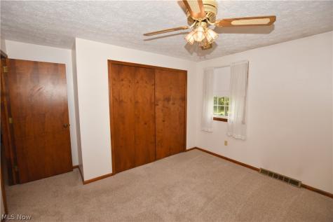 965 Norwich Avenue NW Massillon OH 44646
