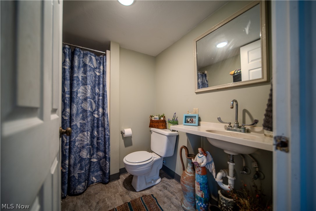 6549 Waterloo Road Atwater OH 44201