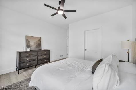 6728 Benedict Drive Middleburg Heights OH 44130