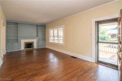 216 6th Street NE North Canton OH 44720