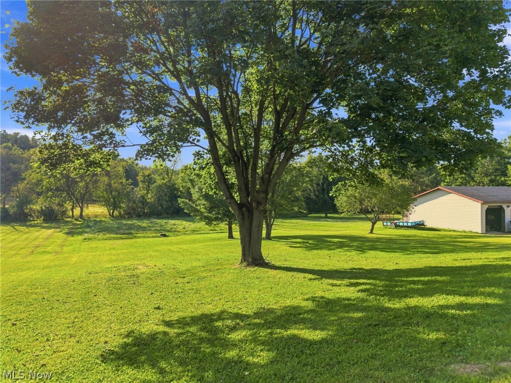 10856 Welton Road NE Bolivar OH 44612
