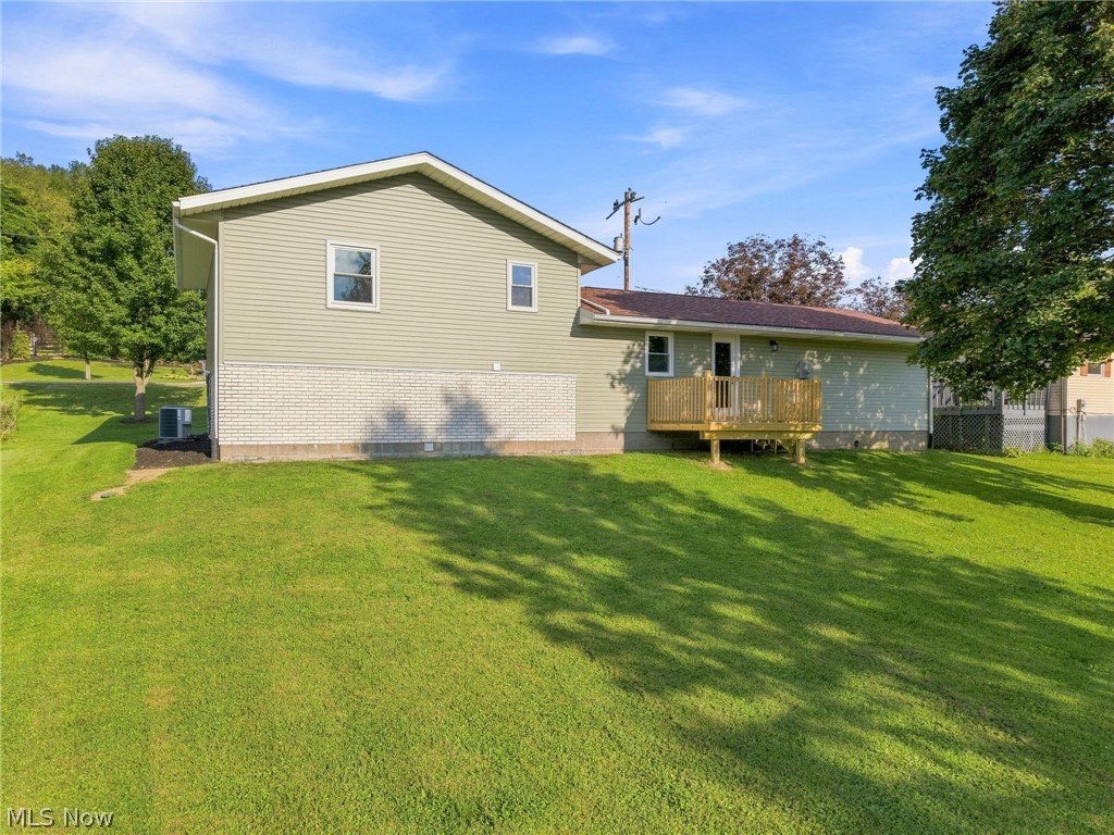 10856 Welton Road NE Bolivar OH 44612