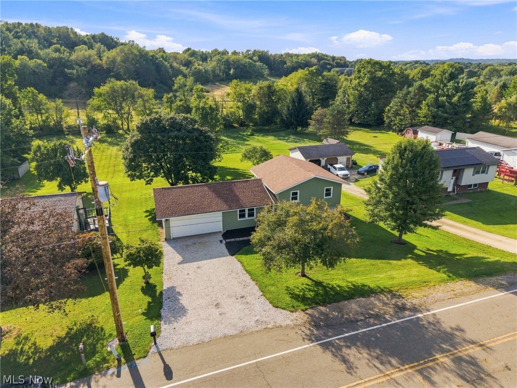 10856 Welton Road NE Bolivar OH 44612