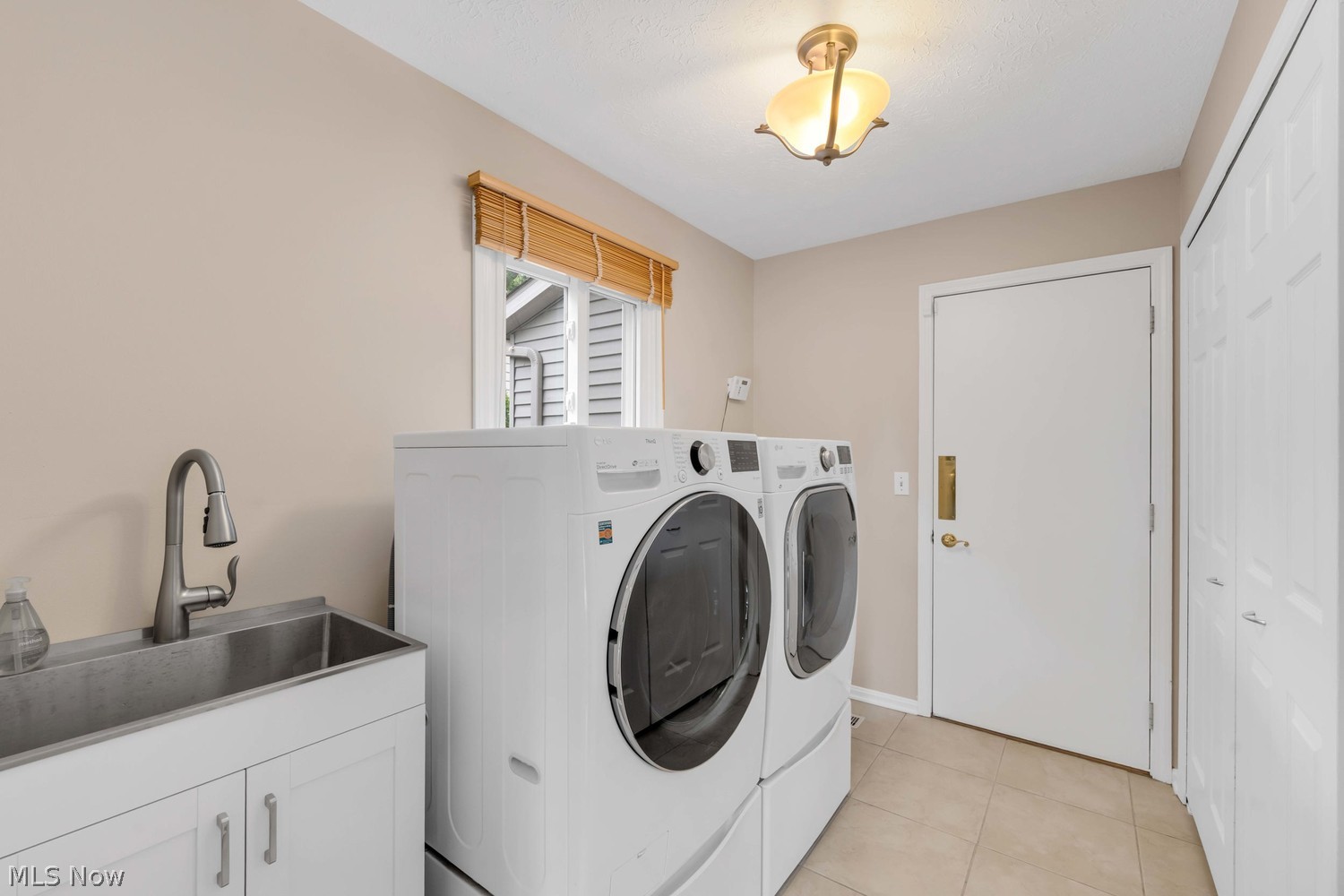 3471 Beverly Hills Drive Rocky River OH 44116