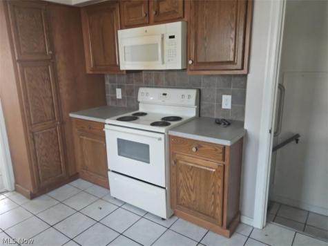 3212 9th Street NW Canton OH 44708